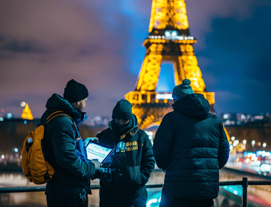 Shocking Eiffel Tower Christmas Eve Evacuation Leaves Tourists Stunned